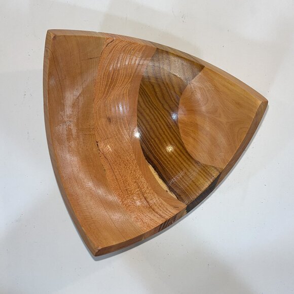 TrI-wing Turned Bowl - Picture 3 of 3